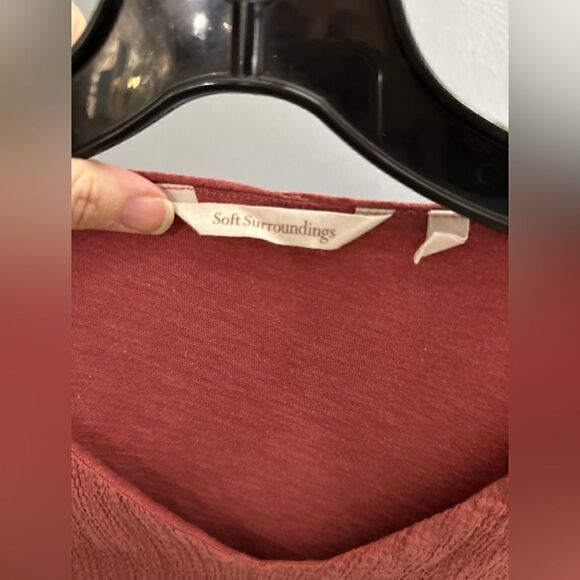 Soft Surroundings Neroli Asymmetrical Hem Tee Red Clay Size Medium - Picture 7 of 14